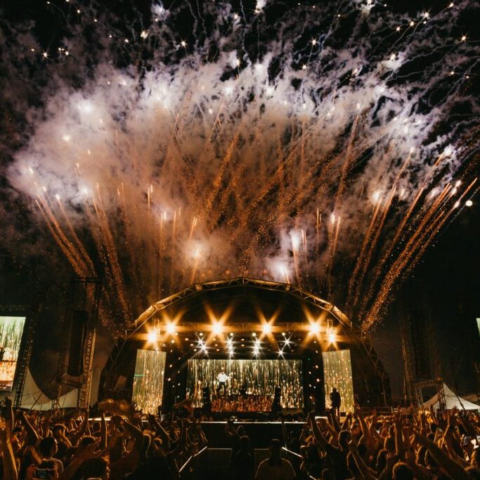 festival_stage